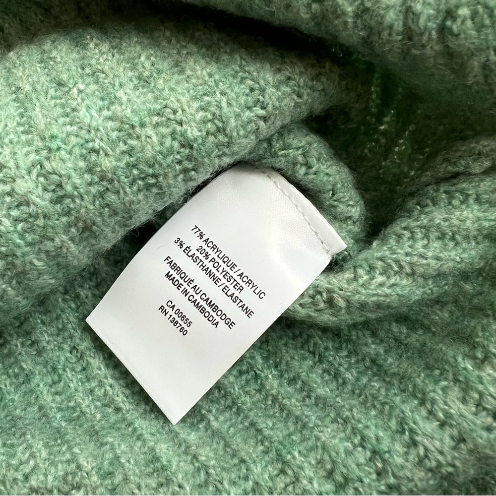 New Long-Sleeve Mock-Neck Loose Sweater - Picture 4 of 7